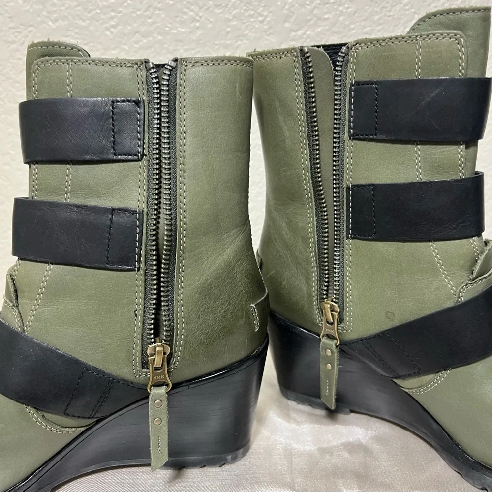 Sorel After Hours Waterproof Leather Wedge Bootie Color Nori NL2550-383 Size 7.5